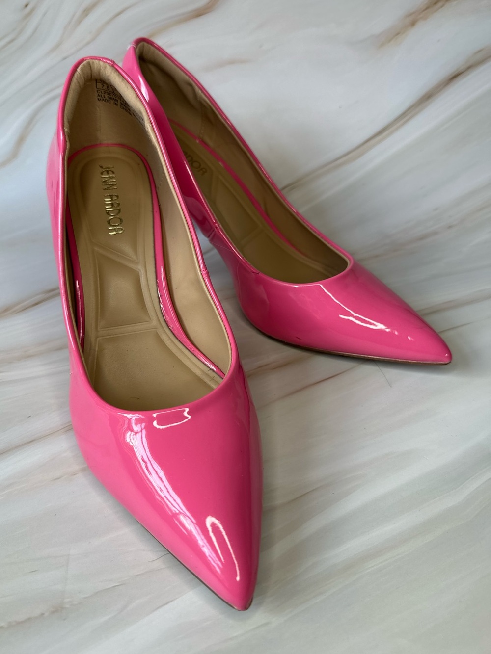 Barbie Hot Pink Patent Pointed Toe Stiletto Pumps Size 7.5 - Picture 2 of 9